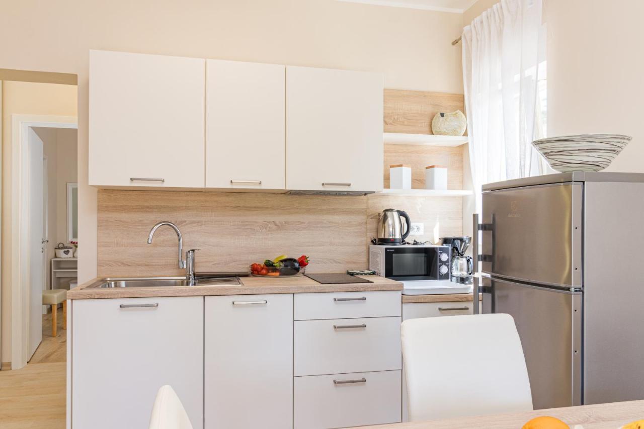Apartments Mirjana Medulin 2 Buitenkant foto