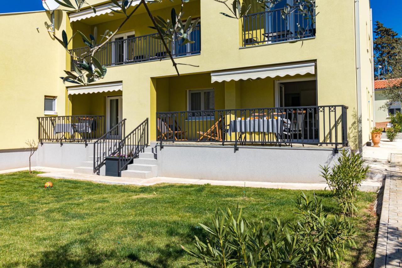 Apartments Mirjana Medulin 2 Buitenkant foto